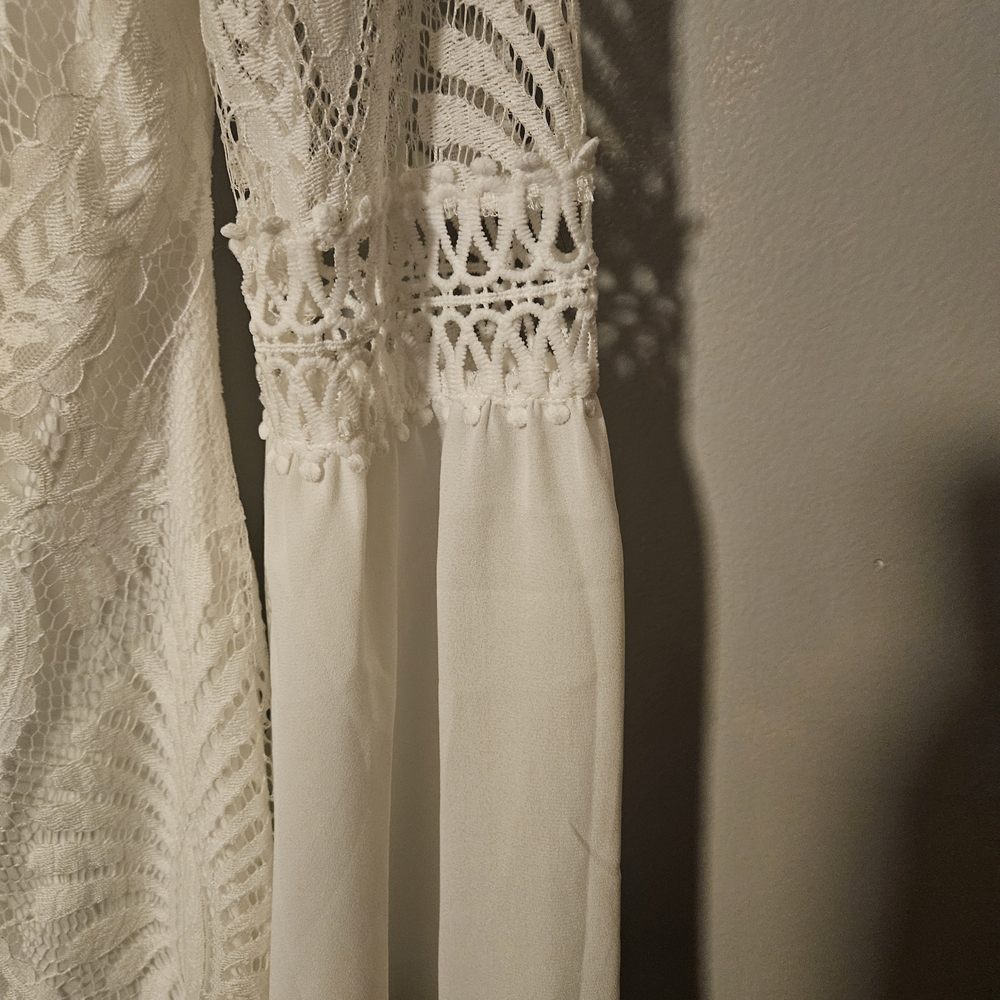 Chic White Lace Long Sleeve Dress - Picture 3 of 14
